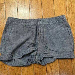 Gap. Twill Khakis. Size 4